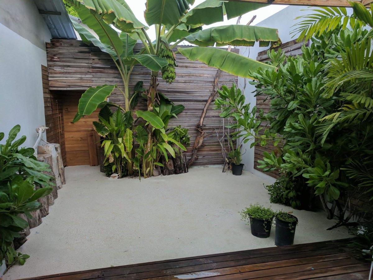 Rasdhoo Wave Blue Bed & Breakfast Exterior foto