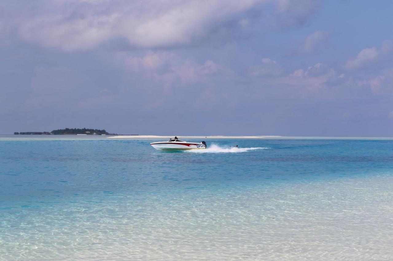 Rasdhoo Wave Blue Bed & Breakfast Exterior foto