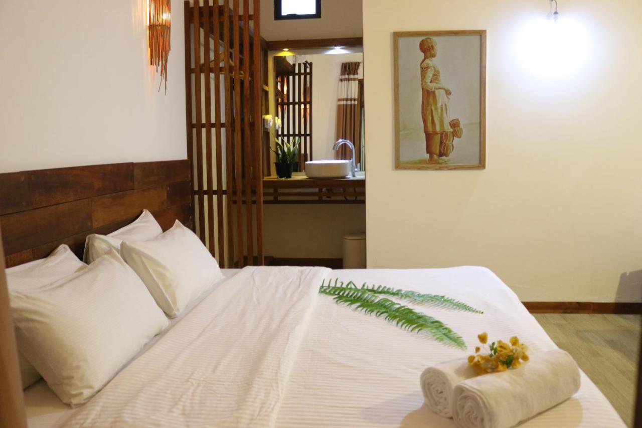 Rasdhoo Wave Blue Bed & Breakfast Exterior foto