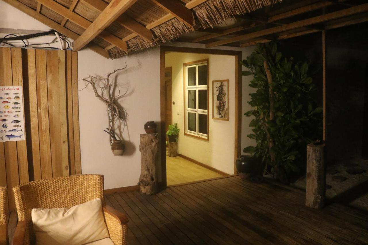 Rasdhoo Wave Blue Bed & Breakfast Exterior foto